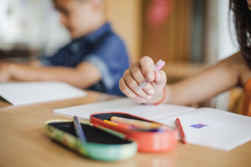 El Ministerio de Educación dejó en firme la fecha oficial para el cierre del año académico en los colegios calendario A en Colombia. (Fuente: Shutterstock)