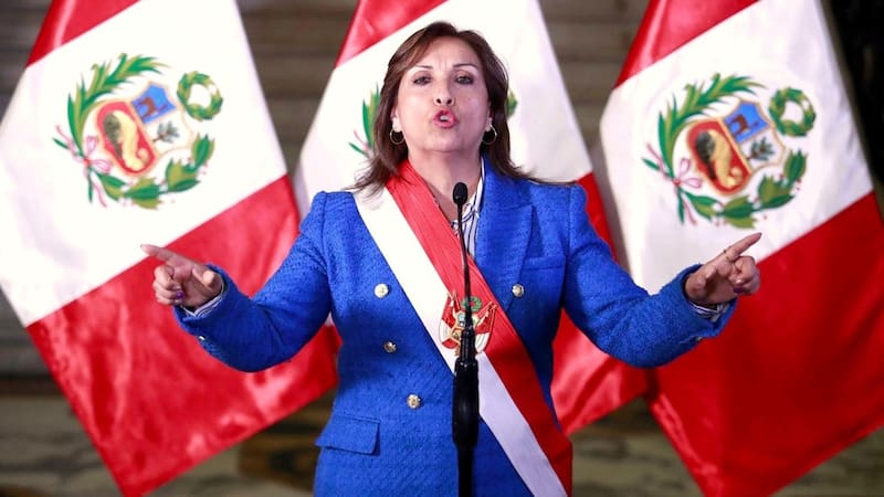 El Congreso del Perú destituyó de "manera exprés" a la presidenta Dina Boluarte.