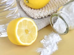 Mezclar 3 cucharadas de bicarbonato con dos rodajas de limón: por qué lo recomiendan y para qué sirve