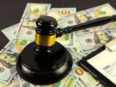 Alerta de IRS: anunciaron que embargan los bienes y congelan las cuentas bancarias de las personas que postergaron este trámite