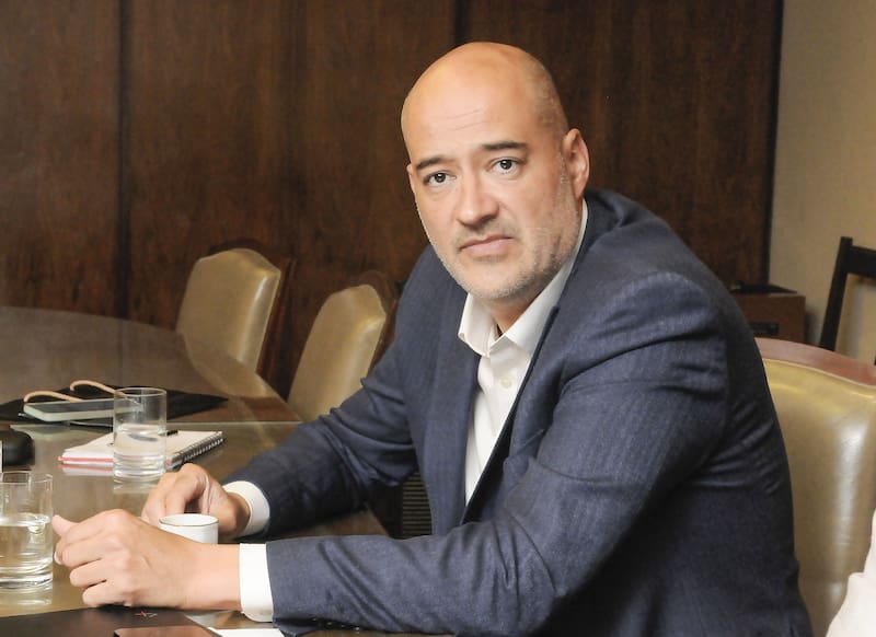 Diego Guaita, presidente de ADIRA Crédito; Antonio Pinta