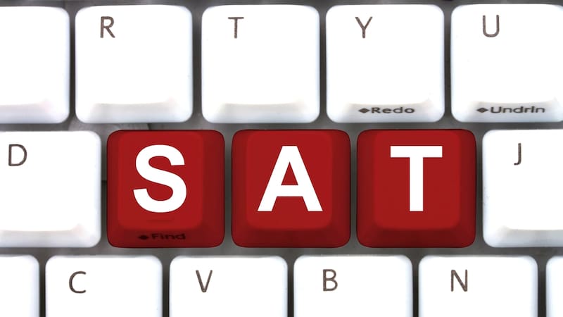 El SAT vigilará más de cerca los depósitos en efectivo: superar los 15,000 pesos al mes podría implicar un recargo automático del 3%. Fuente: Shutterstock.