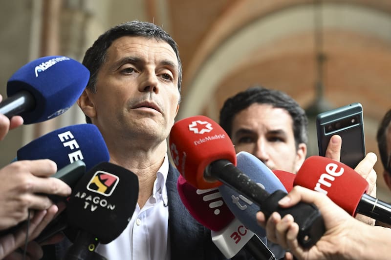 Buenas noticias para los jubilados: la hucha de las pensiones cierra con más de 14.000 millones de euros y el Gobierno celebra un colchón récord.