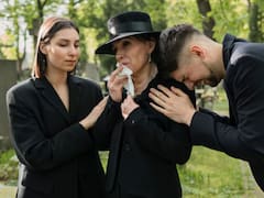 Cuando una persona muere con una tarjeta de crédito activa: quién debe pagar el saldo, según los bancos