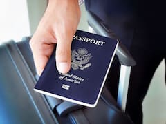 Es oficial | Estados Unidos obliga a entregar sus pasaportes a todas las personas que quieran entrar y salir del país