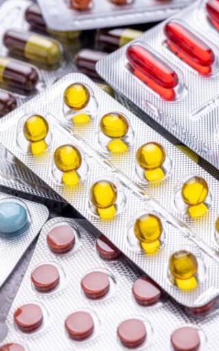 Nueva EPS obliga a millones de afiliados a presentar este documento para recibir medicamentos en 2026