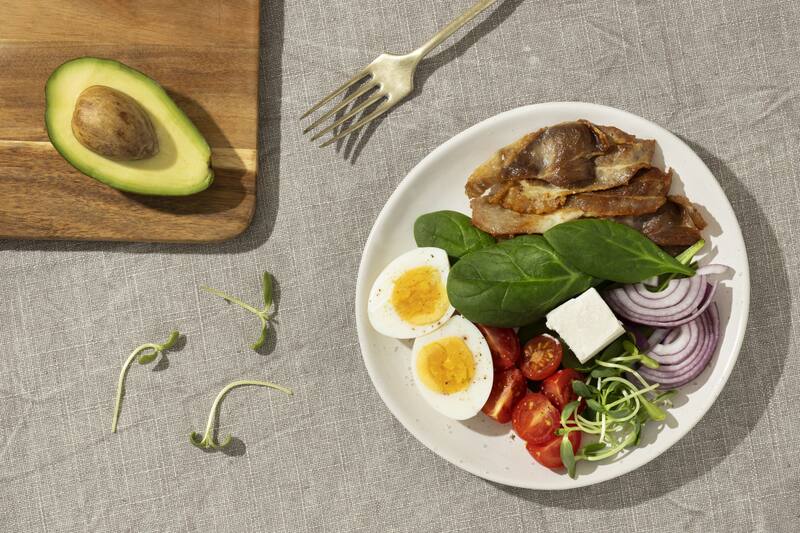 La dieta cetogénica, según un estudio reciente, no solo es efectiva para bajar de peso, sino que también puede beneficiar nuestra salud mental y metabólica.(Foto: Freepik)