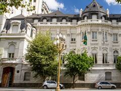 Oportunidad: la Embajada de Brasil en Argentina contrata empleados, ¿cuáles son las vacantes y dónde aplicar?