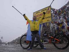 Este argentino subió al Himalaya con su bici adaptada y su hazaña llegó a Netflix