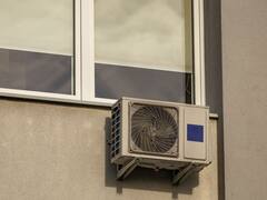 ¿Adiós al aire acondicionado? Prohíben instalarlos en las fachadas de todas las viviendas sin autorización