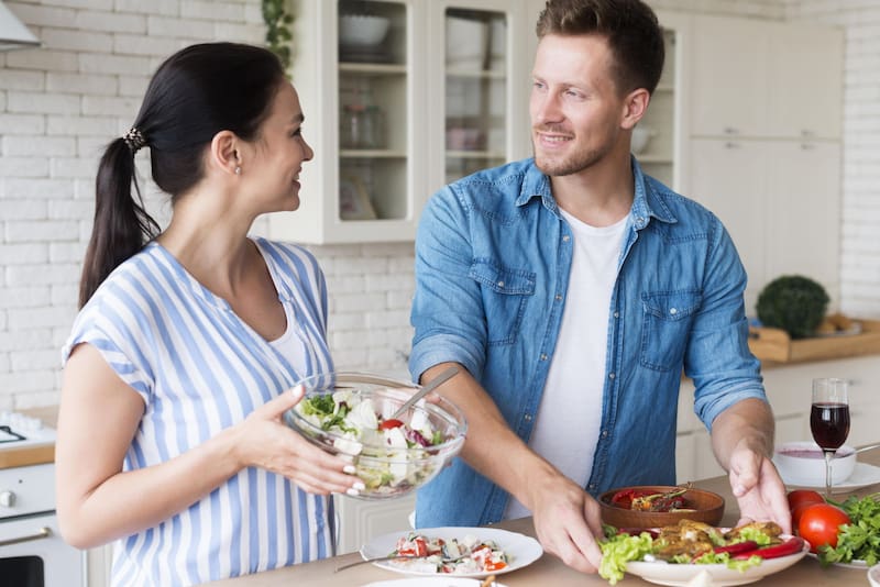 Una dieta vegana puede reducir la edad biológica en solo ocho semanas, según un estudio reciente de la Universidad de Stanford. (Foto: Freepik)