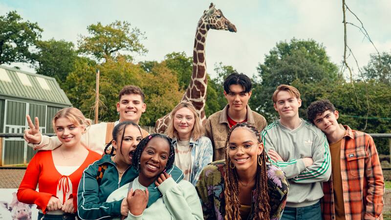 Los dilemas familiares y la presión social son temas recurrentes en el desarrollo de la trama.