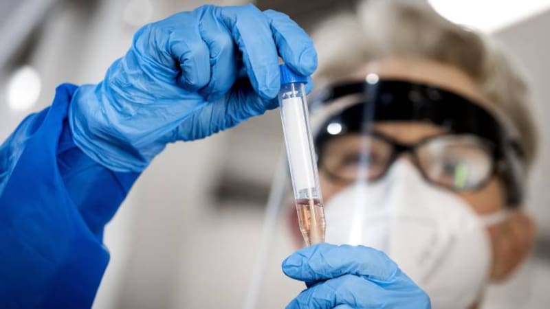 Más de 100 millones de personas a nivel global experimentaron problemas de salud persistentes.