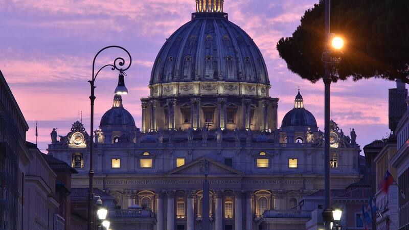 Tiembla el Vaticano | El estremecedor pronóstico de un obispo español sobre la Iglesia Católica: "Cuestión crítica...".