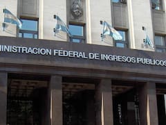 La recaudación mejoró en junio y tuvo la menor caída contra la inflación en el año