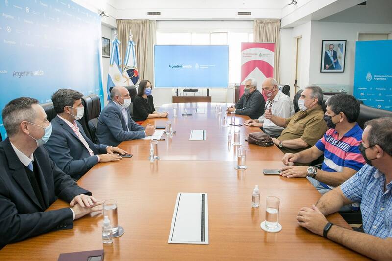 Reunión en el ministerio de Transporte