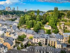 Oportunidad para emigrar: este país de Europa paga salarios de 5.000 euros, tiene un gran nivel de vida y no se necesita visa