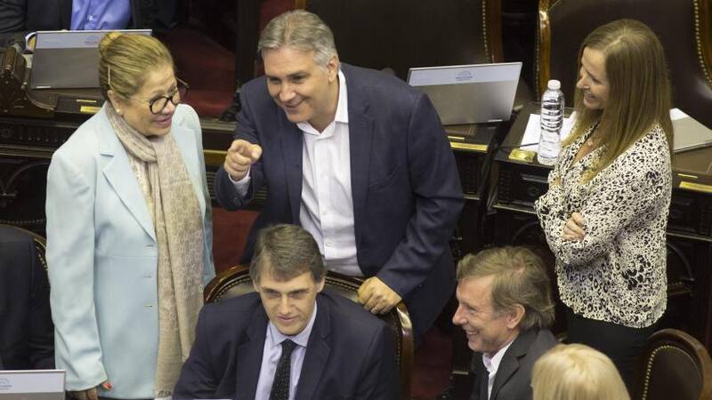 En Diputados ayer la jornada fue muy extensa. Por la noche, cayó el proyecto oficial contra las barras