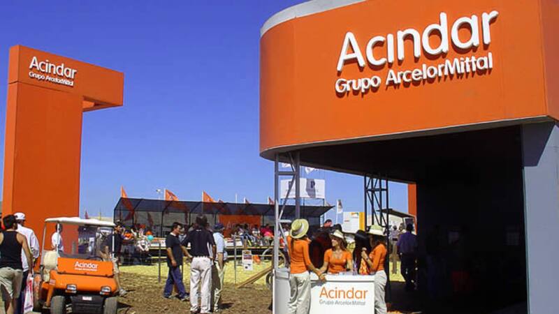 Acindar podría volver a parar plantas por el derrumbe de ventas