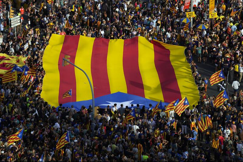 El 11 de septiembre, los catalanes celebran su día con manifestaciones y conciertos. (Fuente: EFE)
