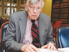 El juez Thomas Griesa deja los casos relacionados con la Argentina