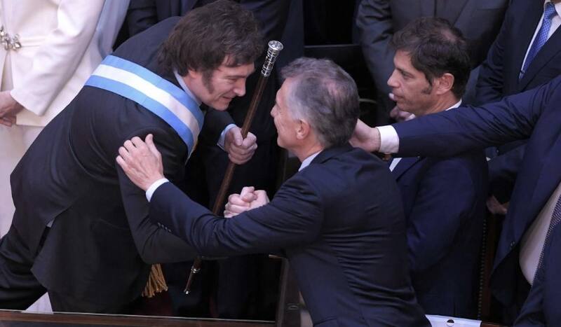 El presidente, Javier Milei junto con Mauricio Macri durante la asunción en el Congreso.