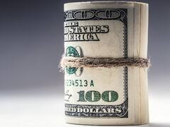 En noviembre la gente vendió más dólares en bancos de los que compró