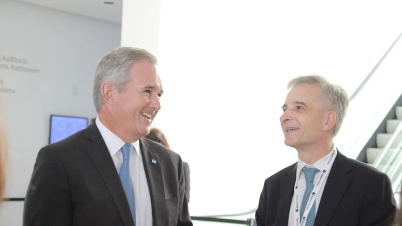 <div class="migrated-promo-image__description"><div class="migrated-promo-image__author">Gustavo Fernández</div></div>