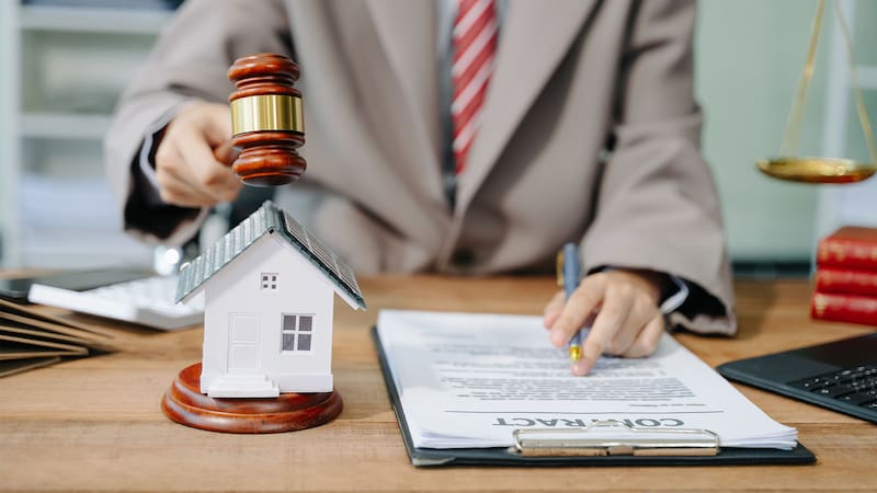 Los desalojos deben hacerse en un plazo no menor a 10 días.