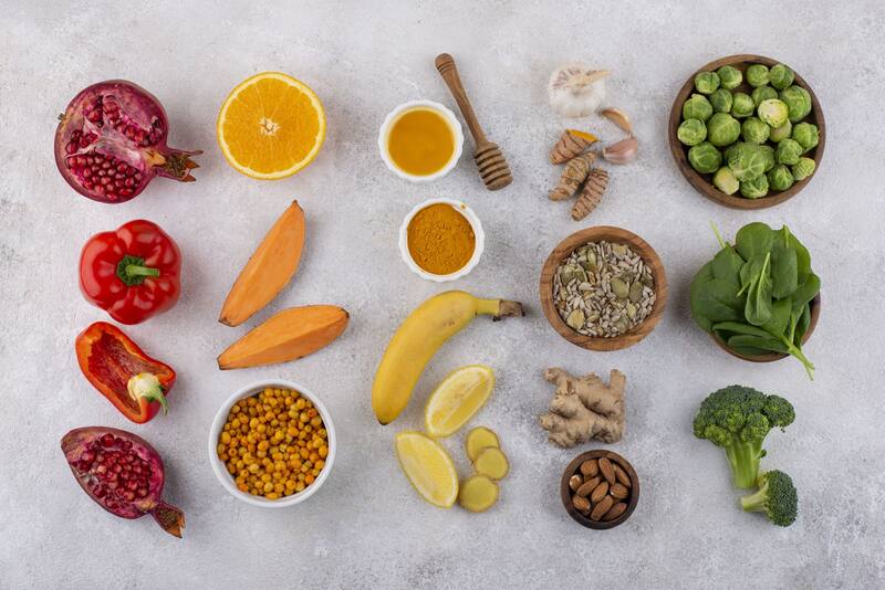 Mantener una dieta balanceada con alimentos ricos en magnesio es crucial para prevenir deficiencias y promover el bienestar general. (Foto: Freepik)