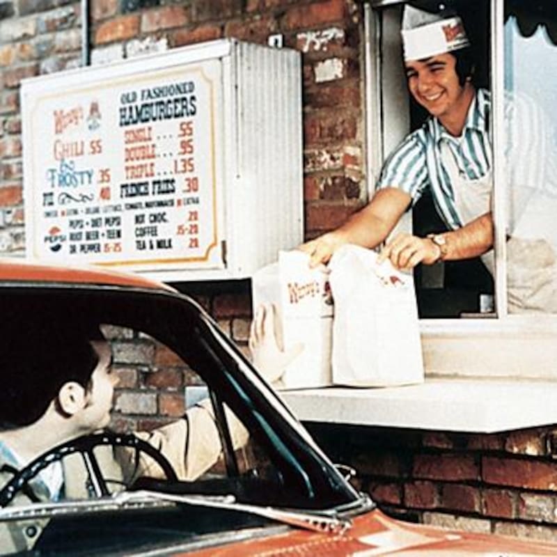 Crearon el sistema hoy conocido como drive-thru