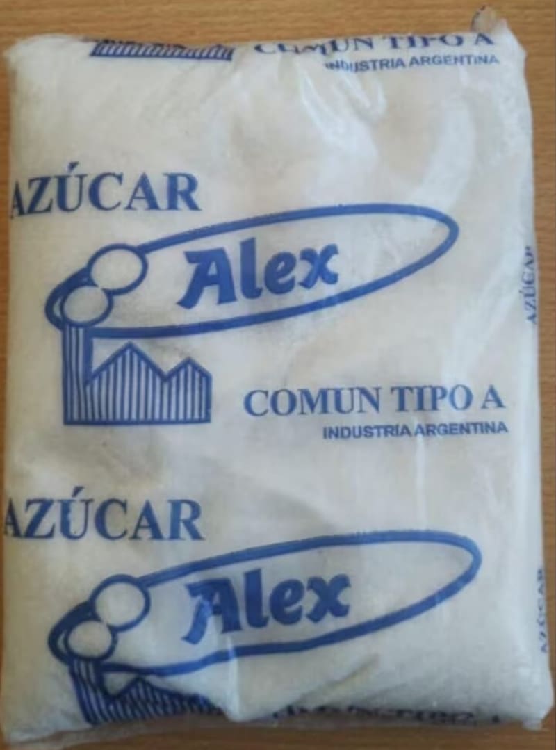 La ANMAT prohibió la comercialización del azúcar marca Alex.