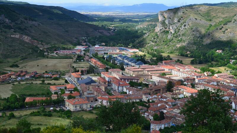 Escapadas: la naturaleza, la arquitectura y una importante industria son los puntos más importantes de este sitio.