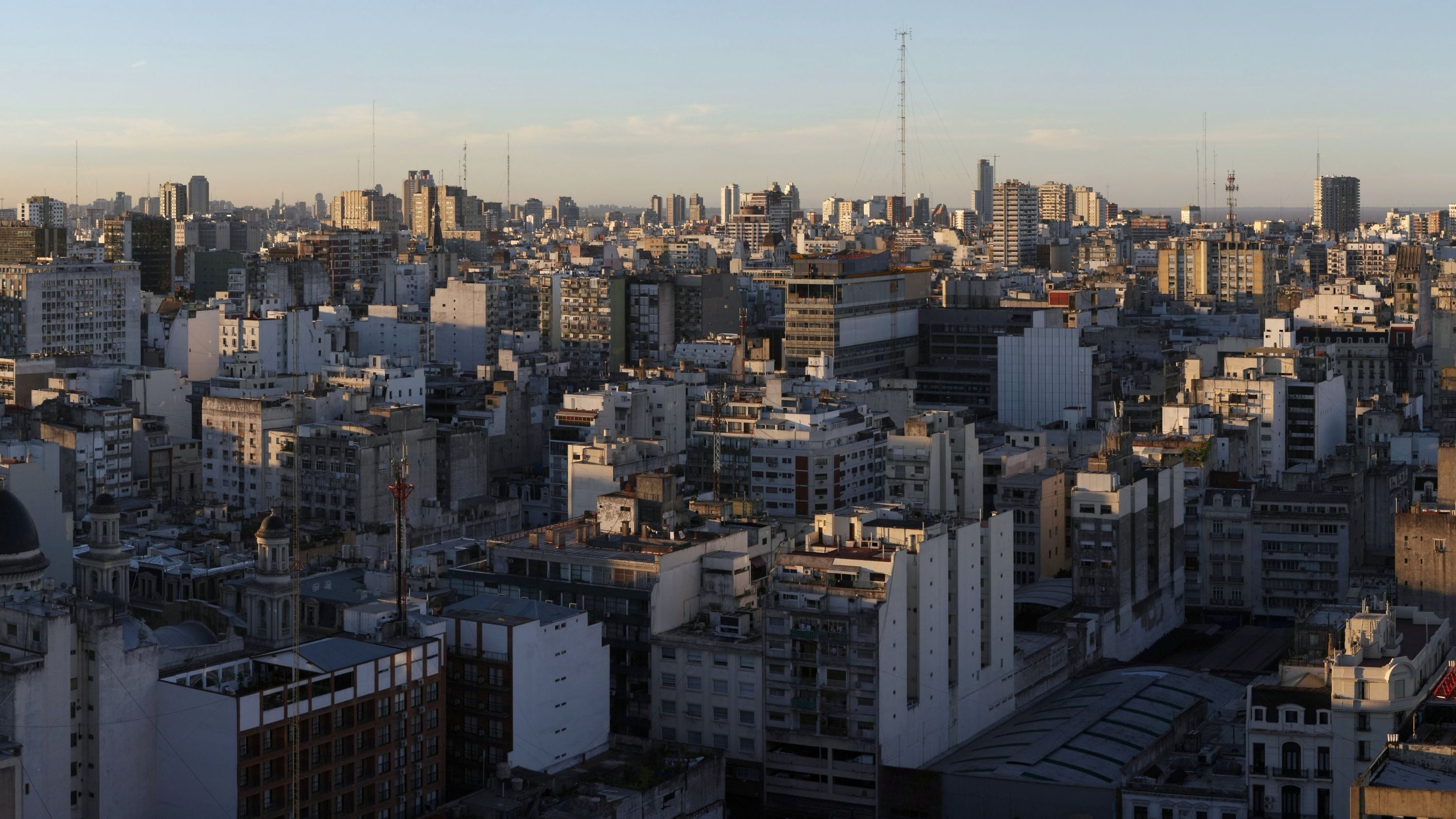 Expensas bajo presión: por qué mantener un departamento en CABA cuesta el doble que en Provincia