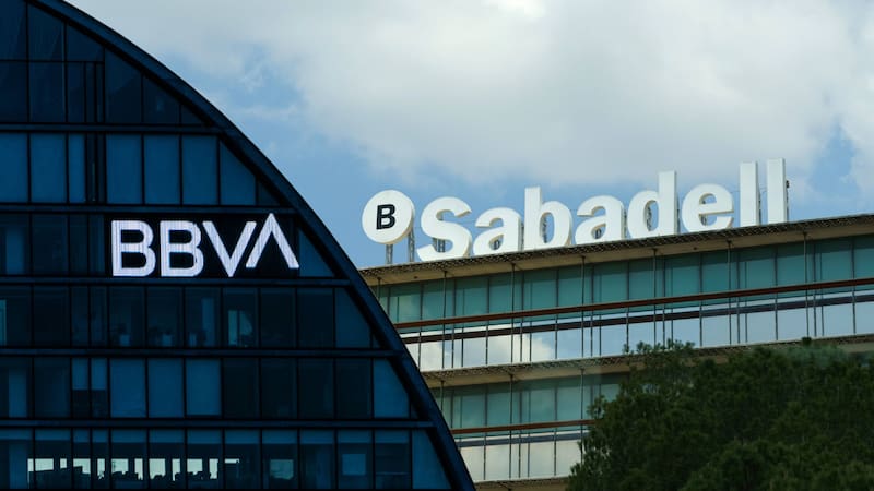 Carlos Torres Vila asegura que confían en el éxito de la OPA sobre Banco Sabadell.