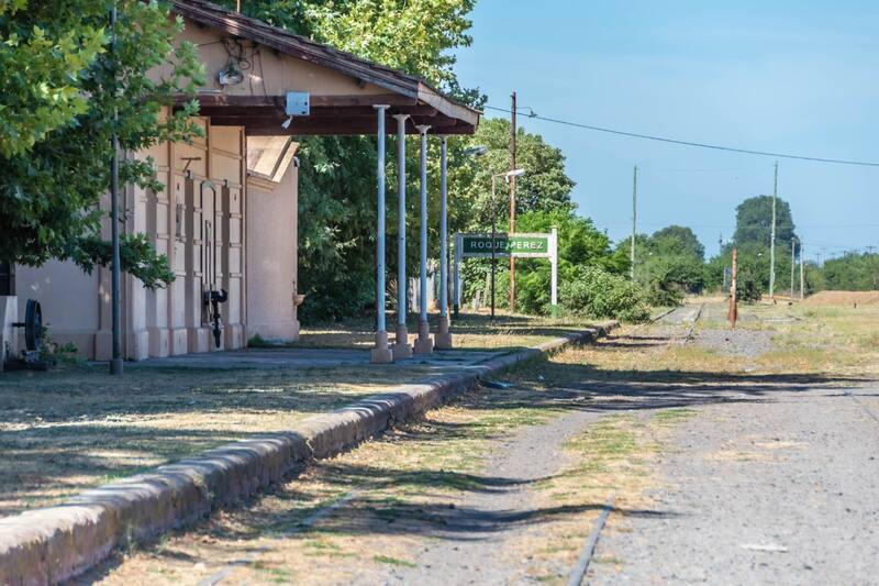 En la localidad de unos 10.000 habitantes se respira aire de campo. Fotos: Turismo Roque Pérez.