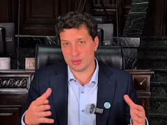 Yamil Santoro dio una insólita explicación sobre los cambios en su logo y en su lista libertaria: "Para que sientan..."