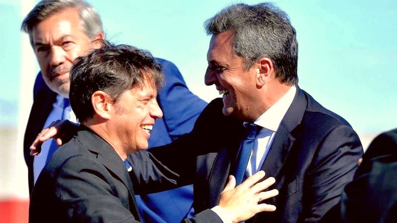 Sergio Massa tendió puentes hacia afuera pero también con dirigentes como Axel Kicillof