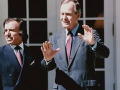 30 años de la invasión a Panamá: Bush llamó a Menem antes del ataque