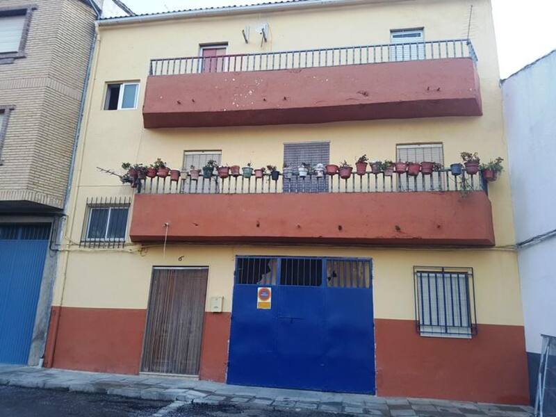 Así luce la fachada de esta linda vivienda que ofrece Kutxabank. (Foto: servihabitat.com)