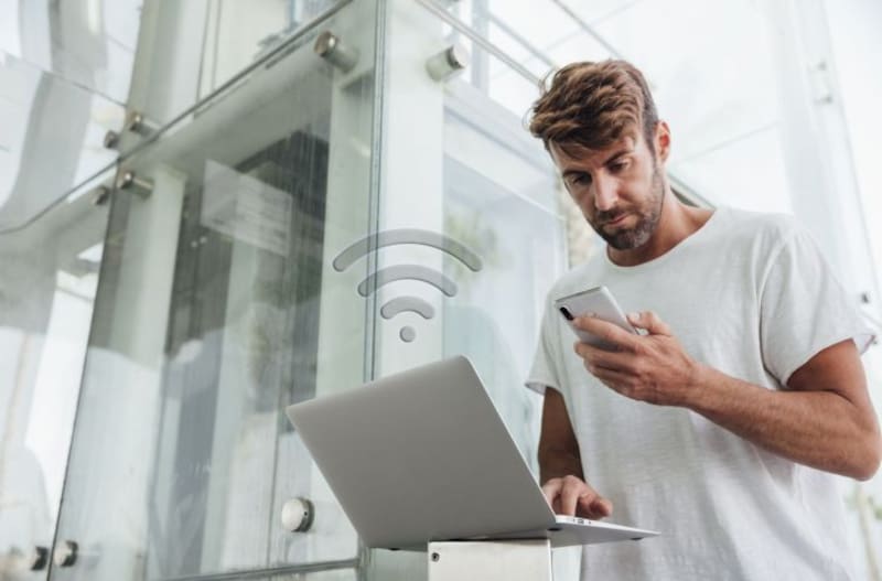 Adiós WIFI: aseguran que las ondas electromagnéticas de los celulares causan daños irreparables en las personas y los seres vivos.