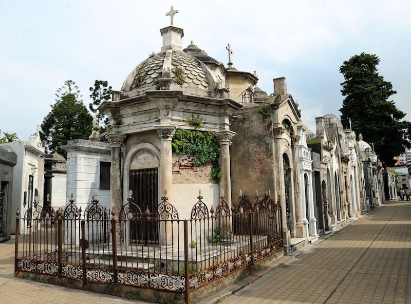 La Recoleta atrae a investigadores y curiosos que buscan entender el fenómeno de lo sobrenatural (Fuente: Tim Adams / Wikimedia Commons)