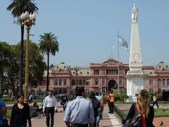 La Justicia porteña declaró ilegal las rejas de Plaza de Mayo