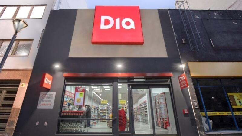 DIA busca personal para sumar a sus tiendas y también centros logísticos.