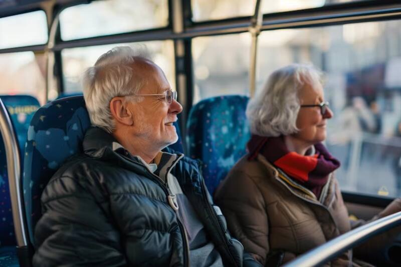 Beneficios del IMSS para pensionados de México. Fuente: Shutterstock