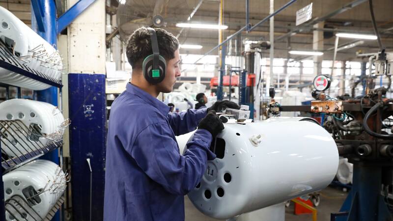 Con esta inversión, Escorial pasará de despachar 35.000 unidades mensuales a 70.000.