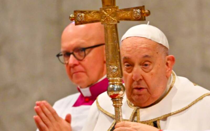 Cambios en el Vaticano por las ausencias del Papa Francisco.