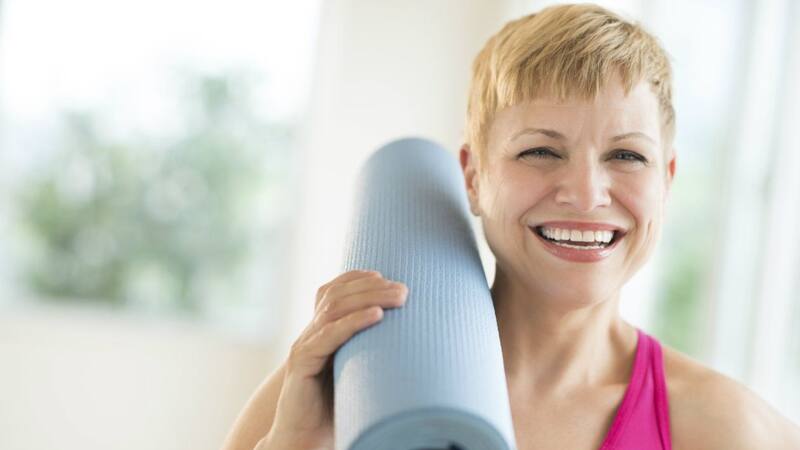 La menopausia, una etapa natural en la vida de las mujeres, trae consigo cambios hormonales que pueden afectar a la salud física y mental.