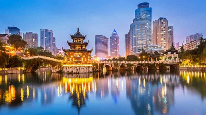 Los argentinos que poseen pasaportes europeos ya no requieren visa para entrar a uno de los países más relevantes del mundo.