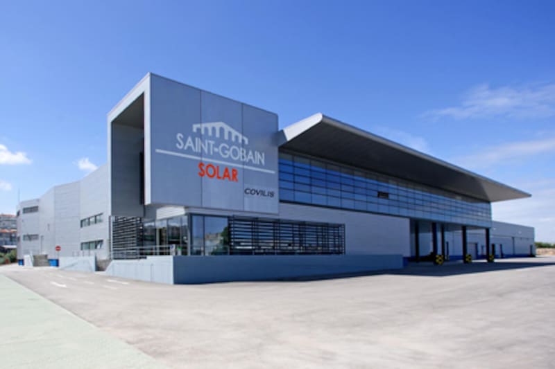 Saint Global, la mayor fábrica de paneles solares en Portugal (Interempresas).